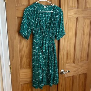Maternity GAP Floral-Print Midi Dress with Tie Waist